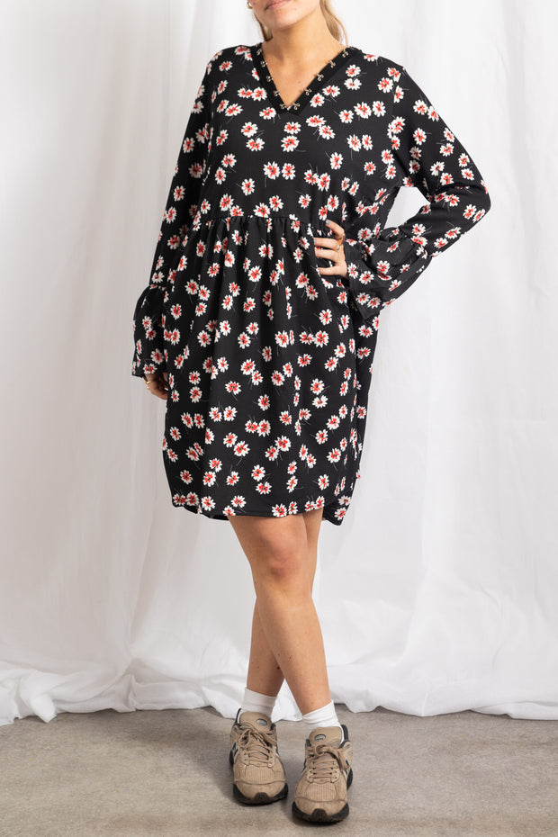 Daisy Street Black Floral Smock Dress