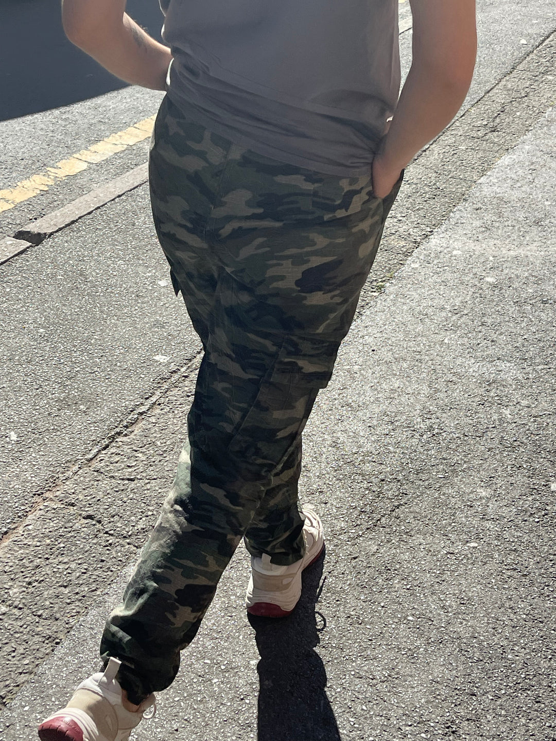 Daisy shops street camo pants